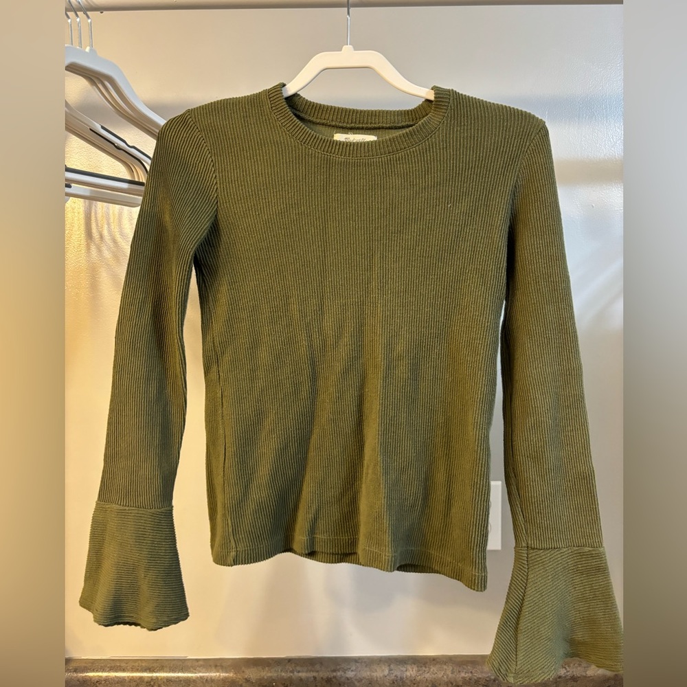 Lightly worn. Green Madewell sweater